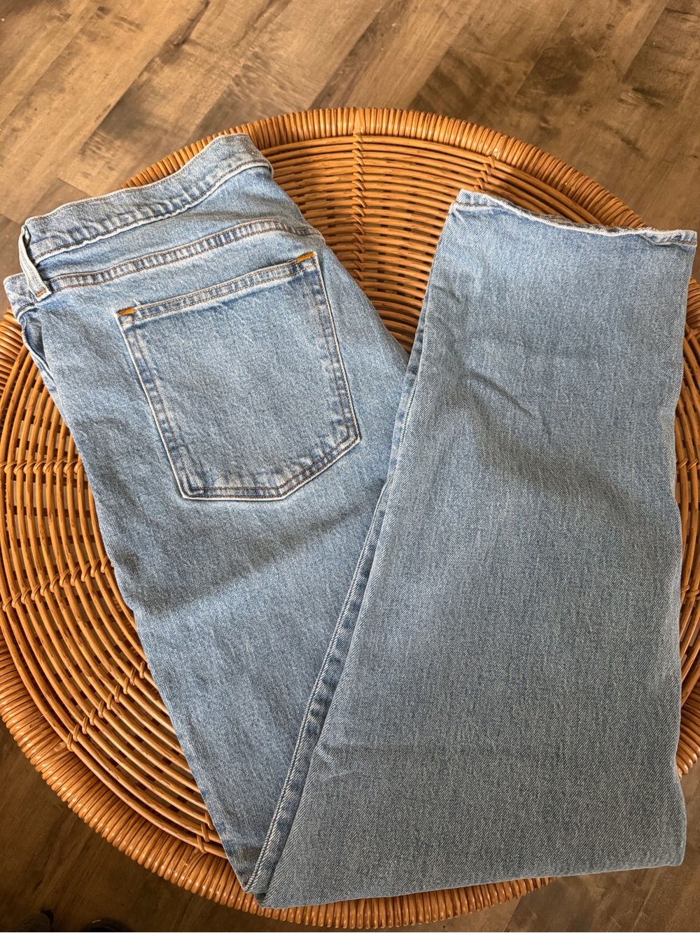Abercrombie & Fitch The 90’s Straight Ultra High Rise